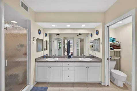 960 Starkey Road Largo FL 33771