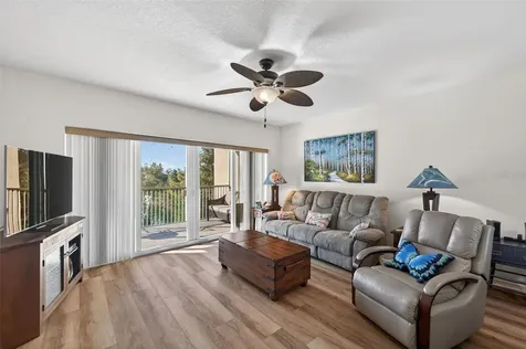 960 Starkey Road Largo FL 33771
