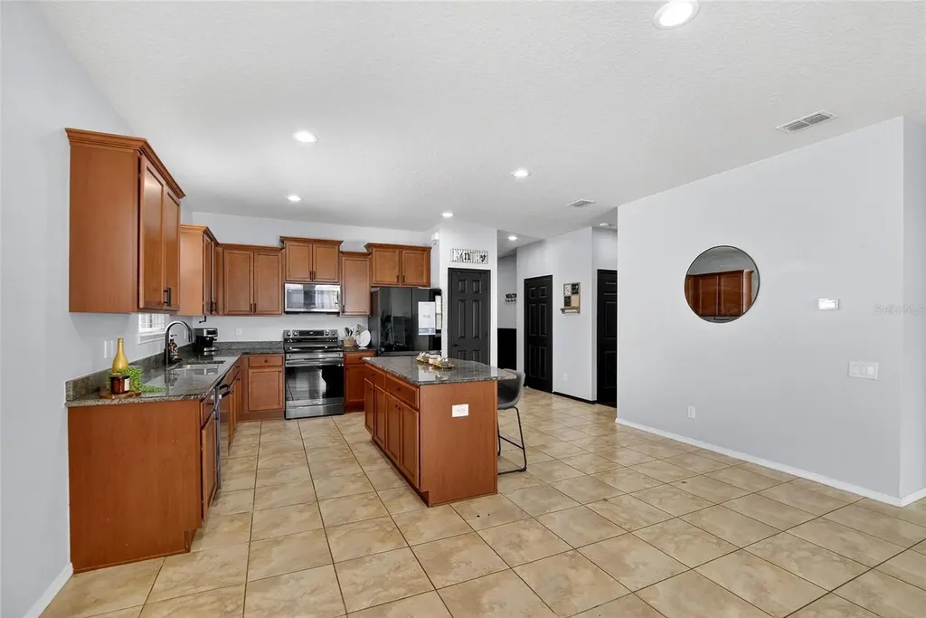 653 Petal Mist Lane Brooksville FL 34604