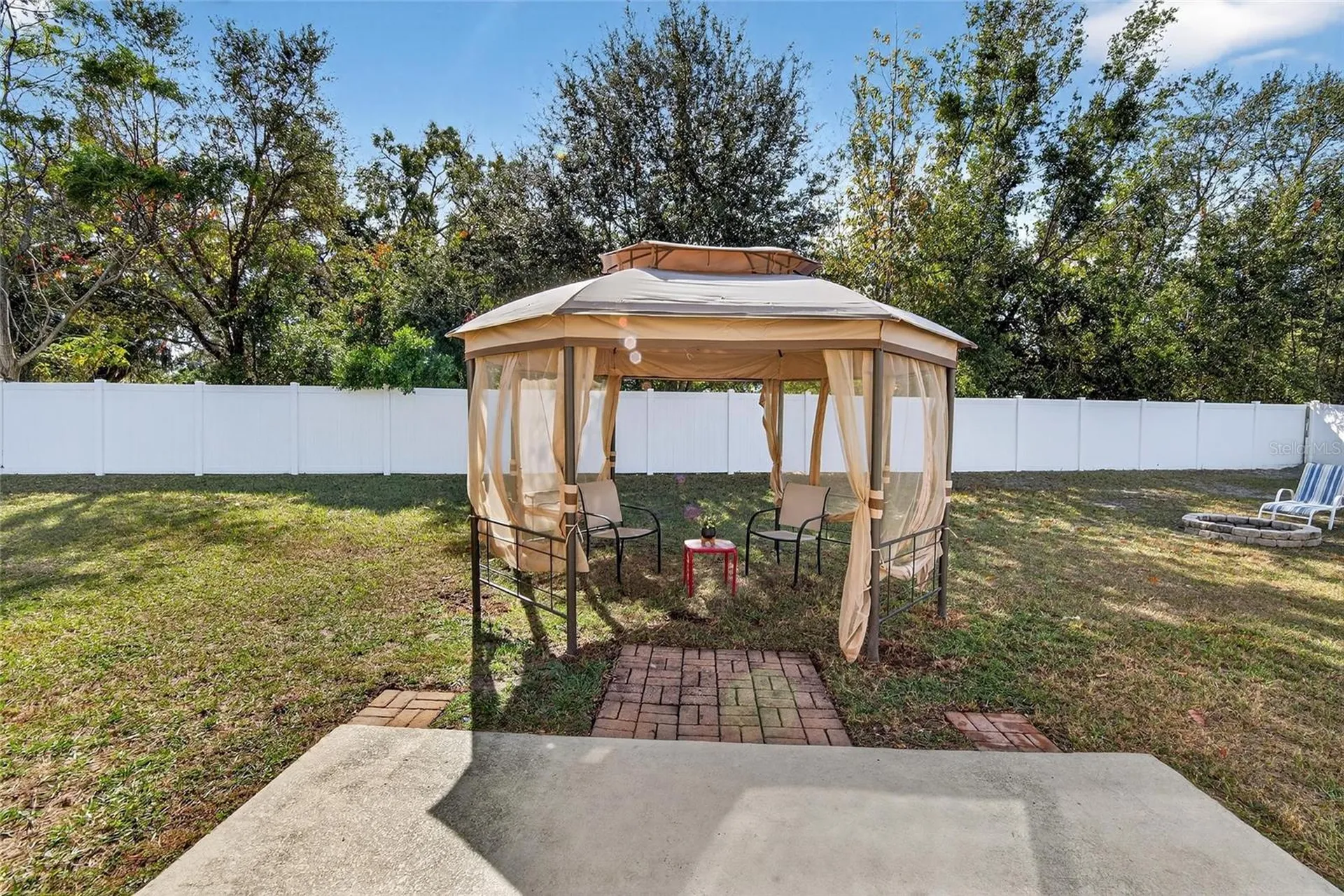 653 Petal Mist Lane Brooksville FL 34604