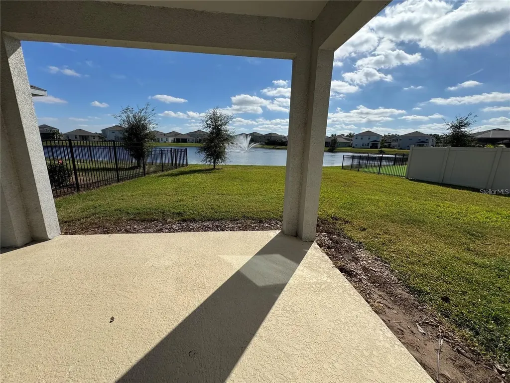 17710 Cantarina Cove Bradenton FL 34211