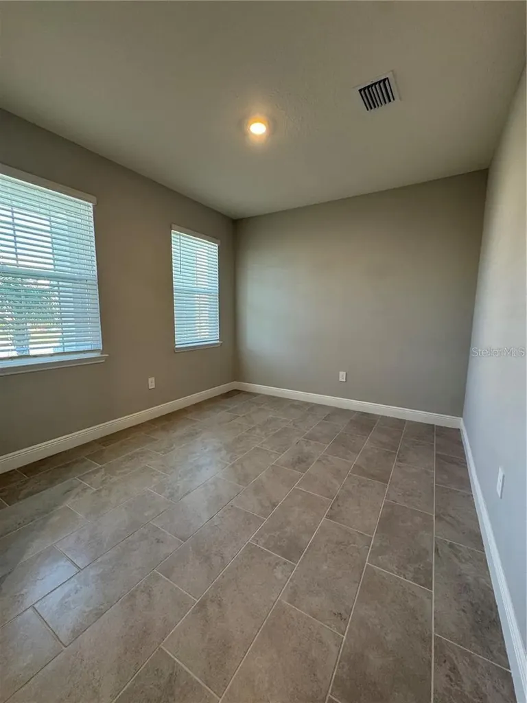 17710 Cantarina Cove Bradenton FL 34211