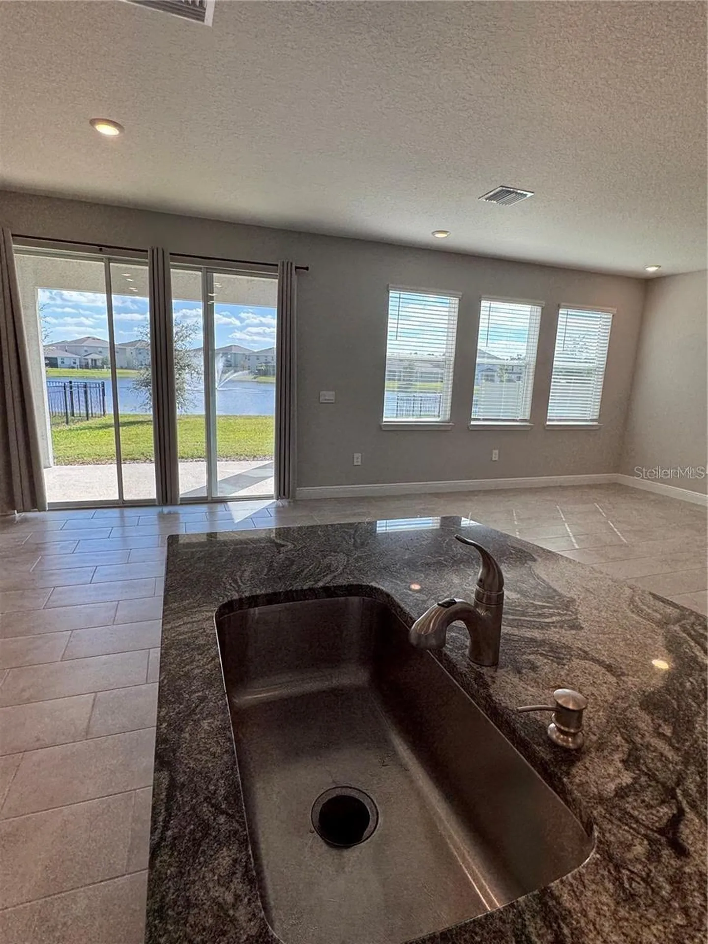 17710 Cantarina Cove Bradenton FL 34211