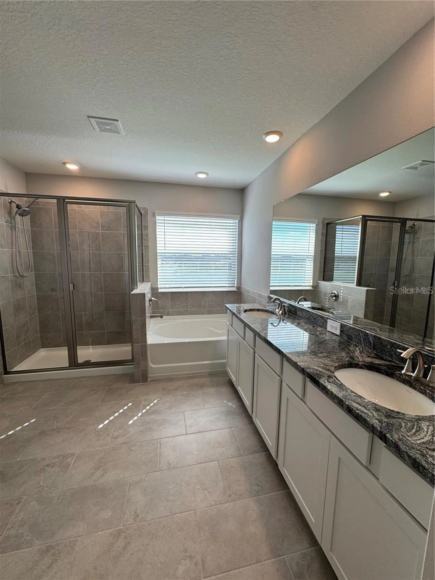 17710 Cantarina Cove Bradenton FL 34211