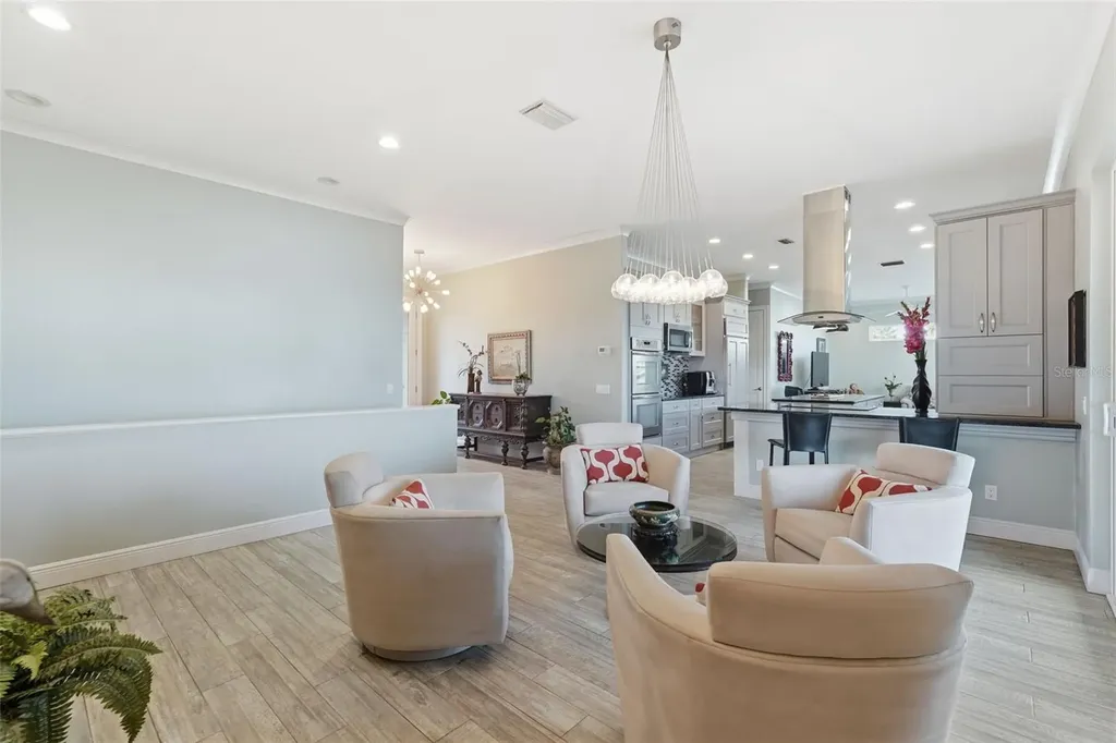 401 Harbor Drive Belleair Beach FL 33786