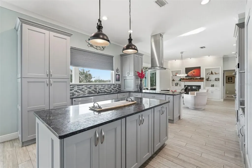 401 Harbor Drive Belleair Beach FL 33786