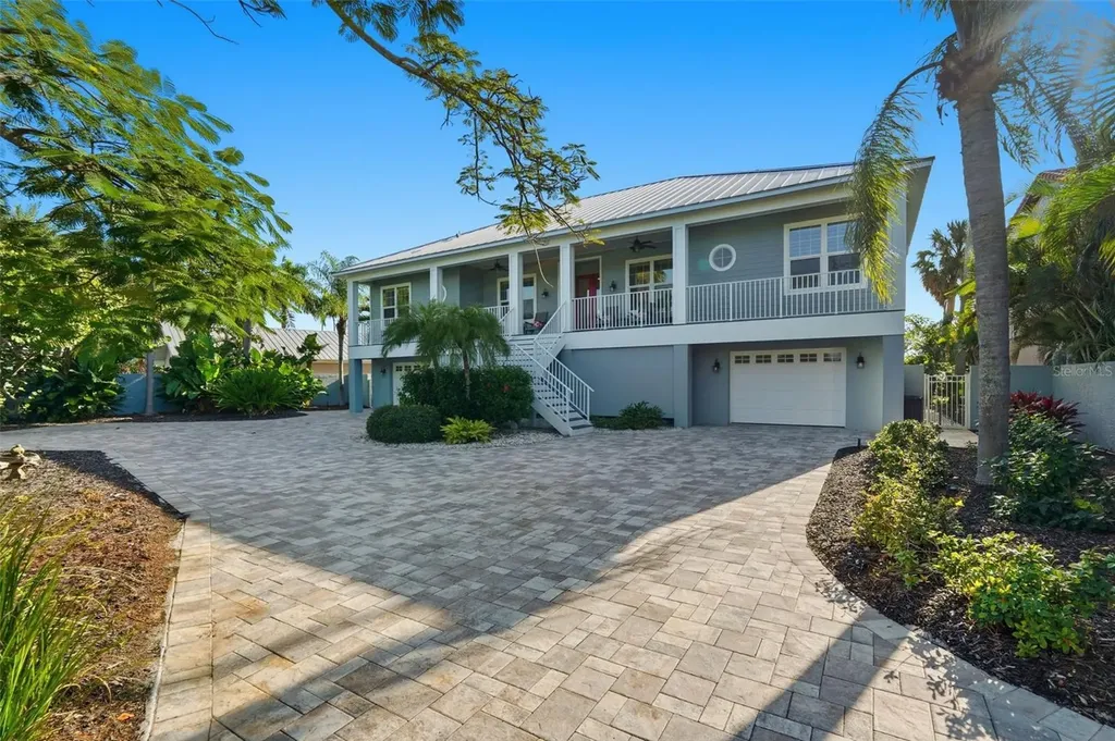401 Harbor Drive Belleair Beach FL 33786