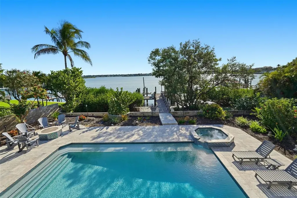 401 Harbor Drive Belleair Beach FL 33786