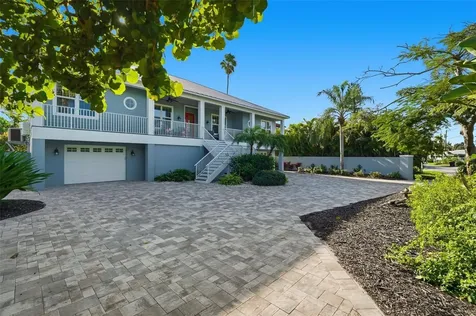 401 Harbor Drive Belleair Beach FL 33786