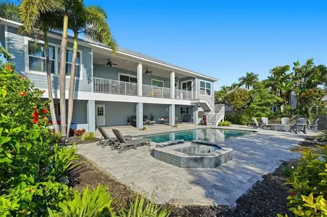 401 Harbor Drive Belleair Beach FL 33786