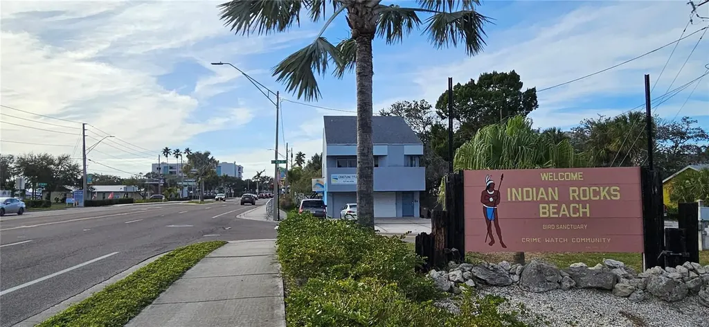 1008 Hawkins Street Clearwater FL 33756