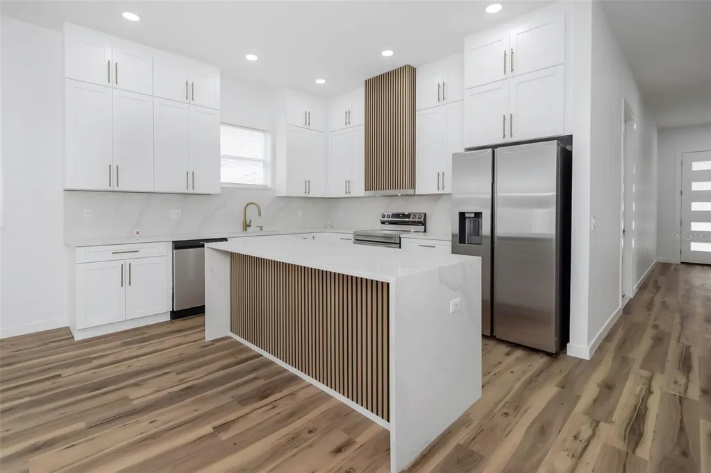 1008 Hawkins Street Clearwater FL 33756