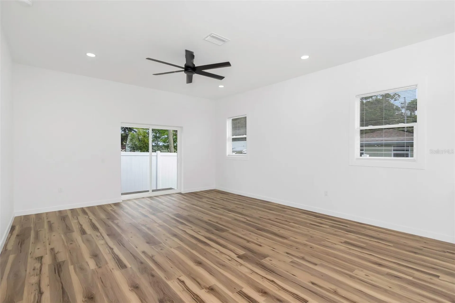 1008 Hawkins Street Clearwater FL 33756