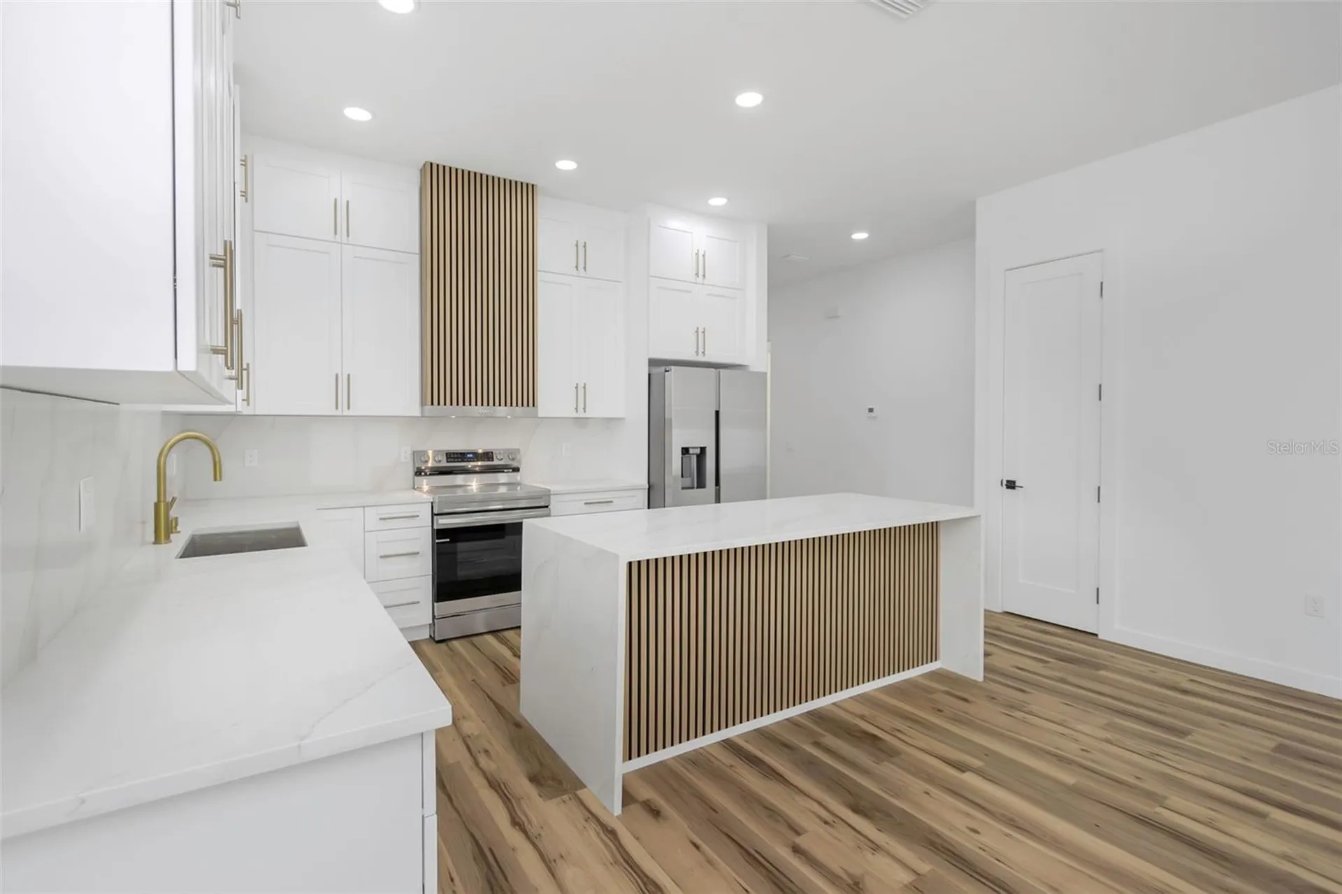 1008 Hawkins Street Clearwater FL 33756