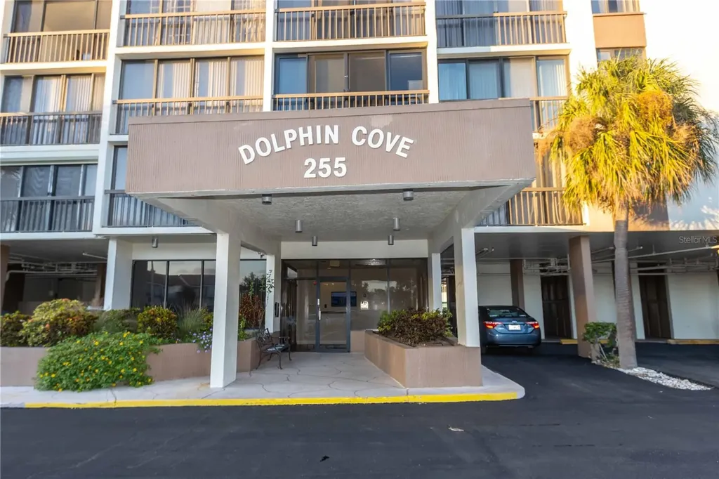 255 Dolphin Point Clearwater Beach FL 33767