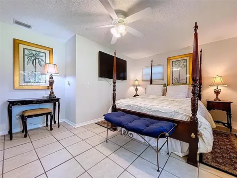 37224 Price Drive Zephyrhills FL 33541