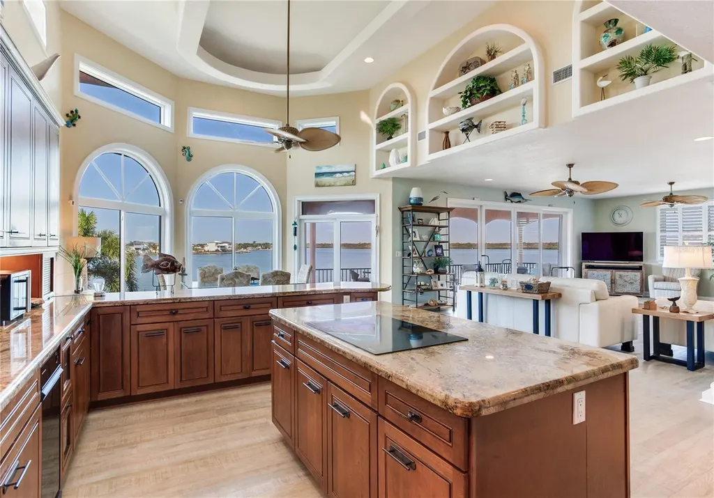 16480 Redington Drive Redington Beach FL 33708