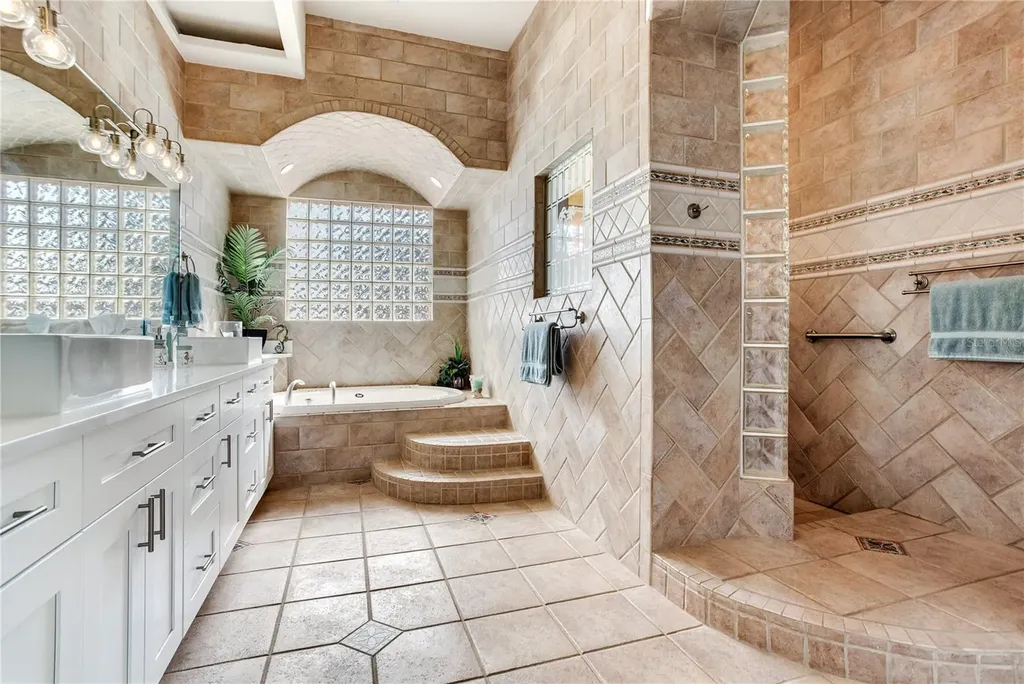 16480 Redington Drive Redington Beach FL 33708