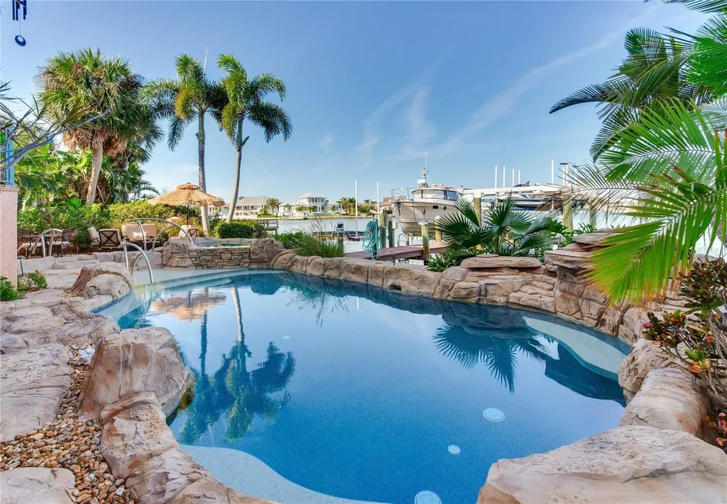 16480 Redington Drive Redington Beach FL 33708