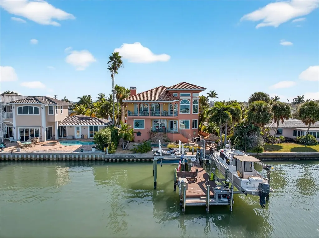 16480 Redington Drive Redington Beach FL 33708