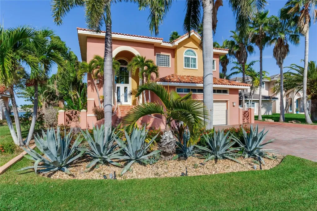16480 Redington Drive Redington Beach FL 33708
