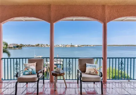 16480 Redington Drive Redington Beach FL 33708