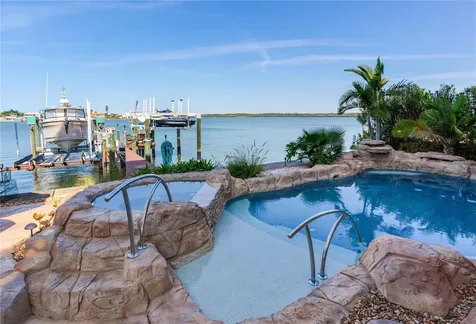 16480 Redington Drive Redington Beach FL 33708