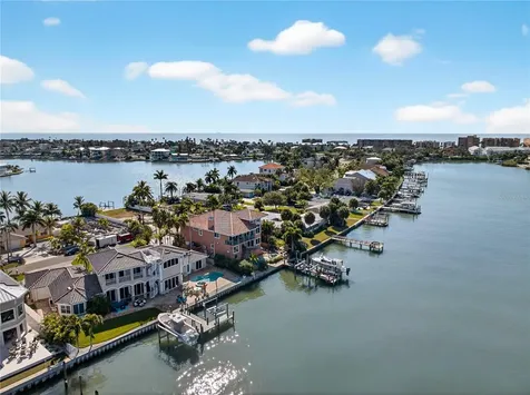 16480 Redington Drive Redington Beach FL 33708