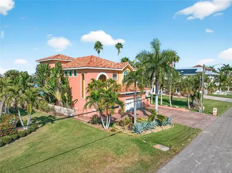 16480 Redington Drive Redington Beach FL 33708