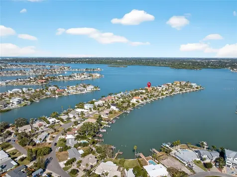 16480 Redington Drive Redington Beach FL 33708