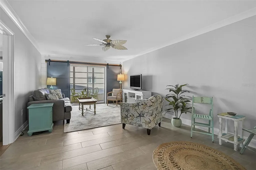 3585 Lake Bayshore Drive Bradenton FL 34205