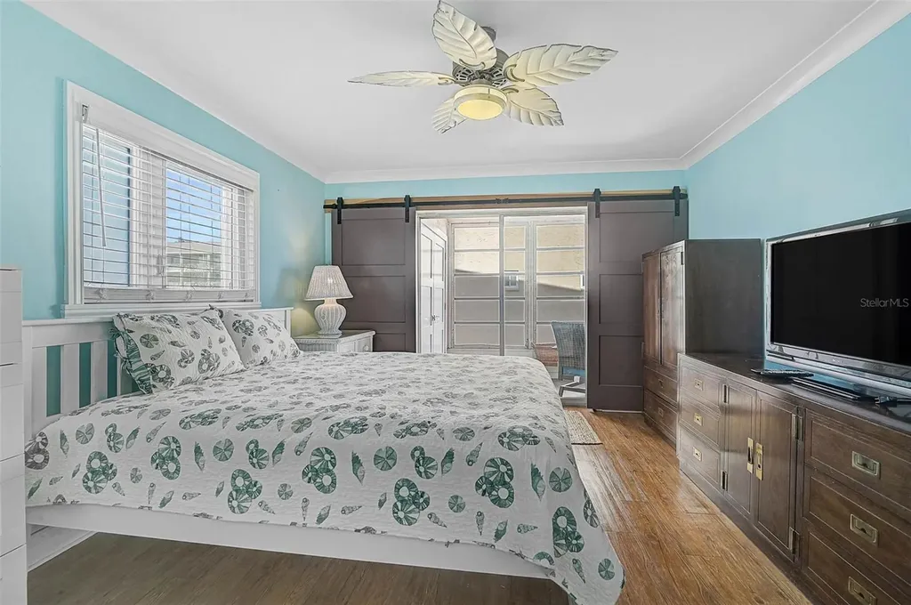 3585 Lake Bayshore Drive Bradenton FL 34205