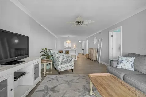 3585 Lake Bayshore Drive Bradenton FL 34205