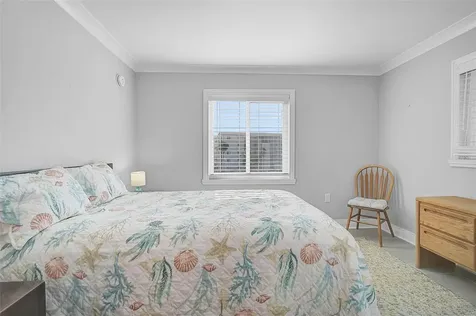 3585 Lake Bayshore Drive Bradenton FL 34205
