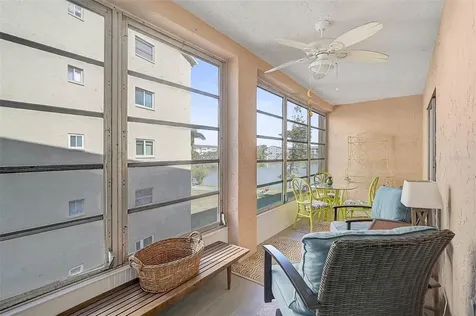 3585 Lake Bayshore Drive Bradenton FL 34205