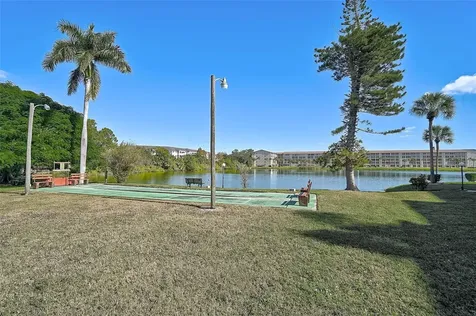 3585 Lake Bayshore Drive Bradenton FL 34205
