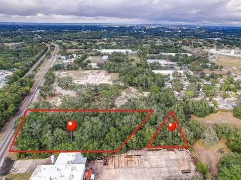 6905 & 6907 Rowlett Park Drive Tampa FL 33610