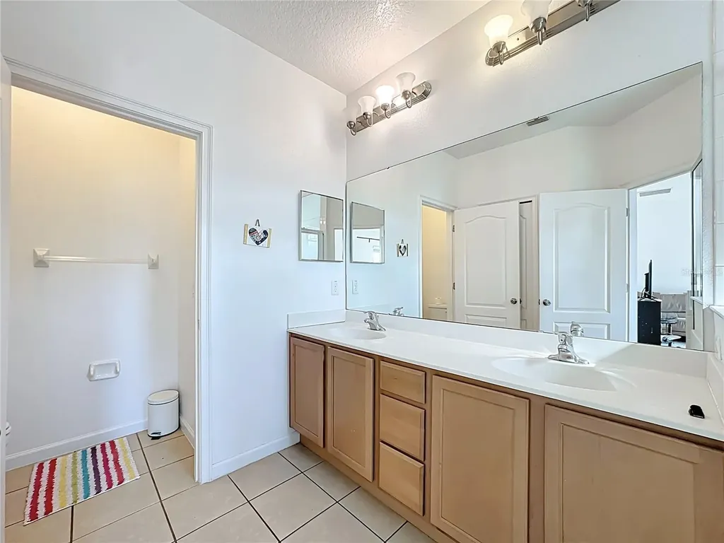 1991 Switch Grass Circle Ocoee FL 34761