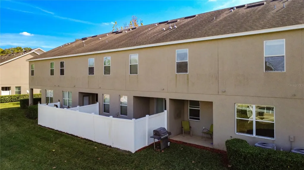 1991 Switch Grass Circle Ocoee FL 34761