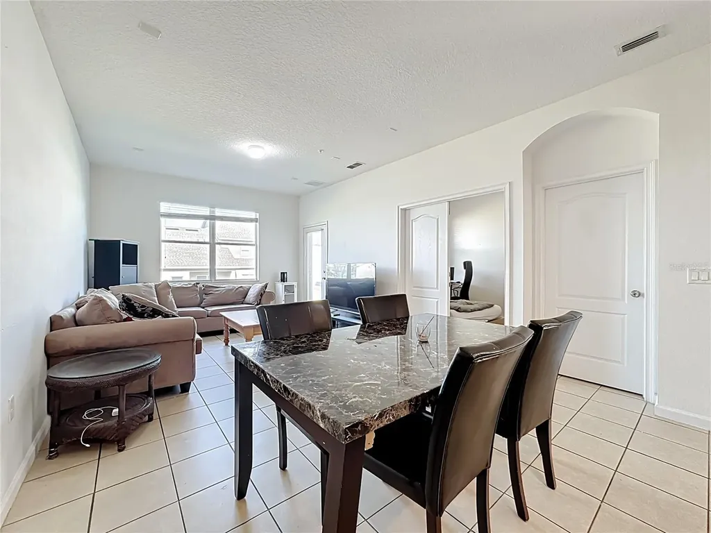 1991 Switch Grass Circle Ocoee FL 34761