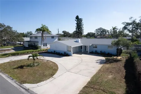 1897 Dolphin Boulevard S St Petersburg FL 33707
