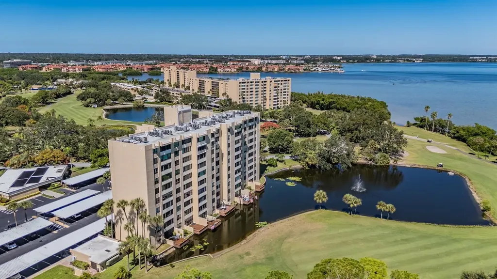 2620 Cove Cay Drive Clearwater FL 33760