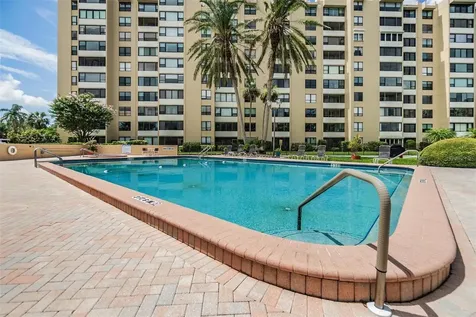 2620 Cove Cay Drive Clearwater FL 33760