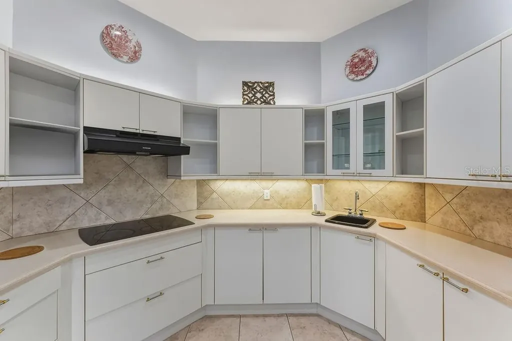 24 Bay Pointe Drive Ormond Beach FL 32174