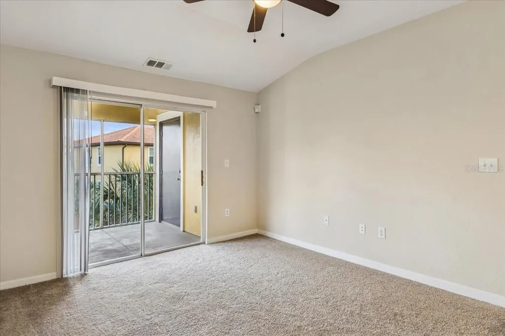5479 Vineland Road Orlando FL 32811
