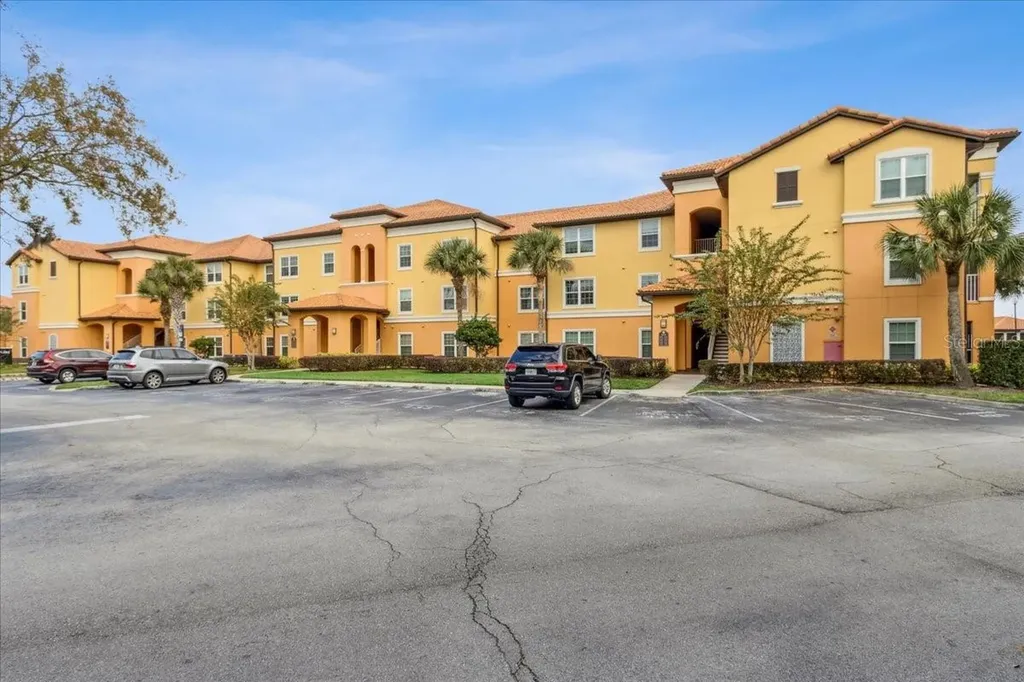 5479 Vineland Road Orlando FL 32811