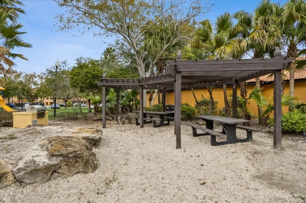 5479 Vineland Road Orlando FL 32811
