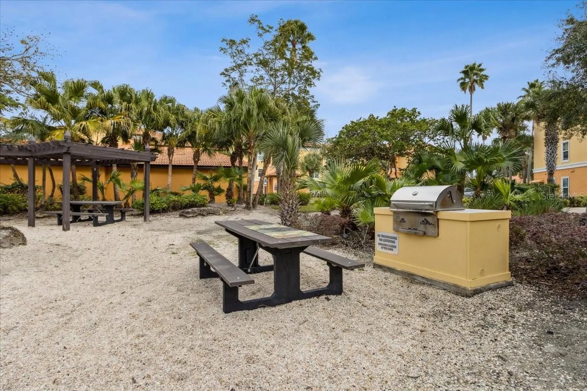 5479 Vineland Road Orlando FL 32811