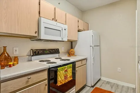 5479 Vineland Road Orlando FL 32811