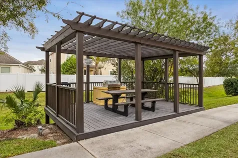 5479 Vineland Road Orlando FL 32811